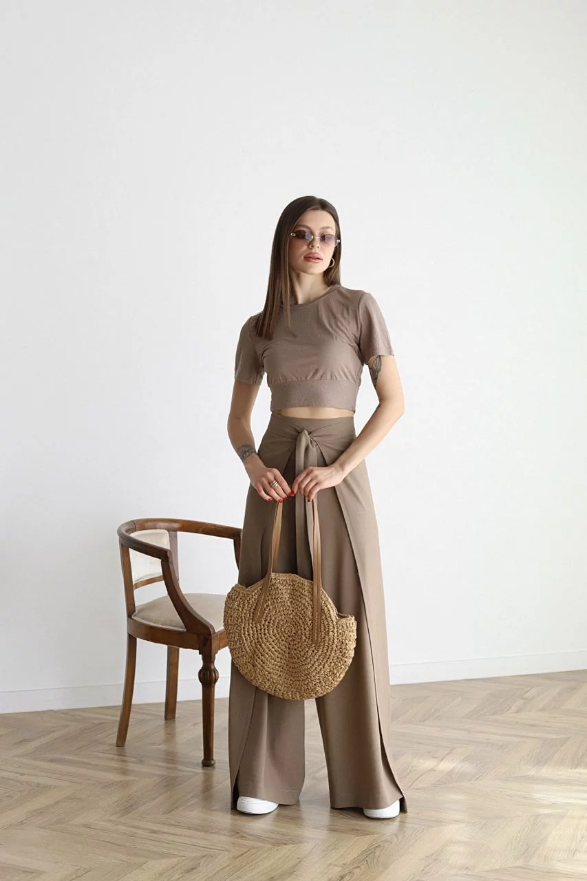 Isolde | Wide-Crop Linen Trousers