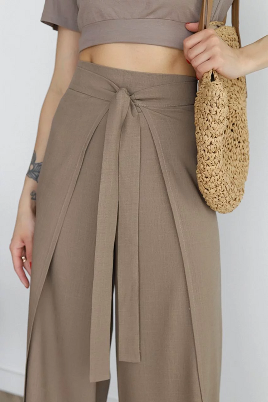 Isolde | Wide-Crop Linen Trousers