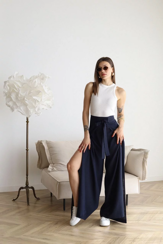 Isolde | Wide-Crop Linen Trousers