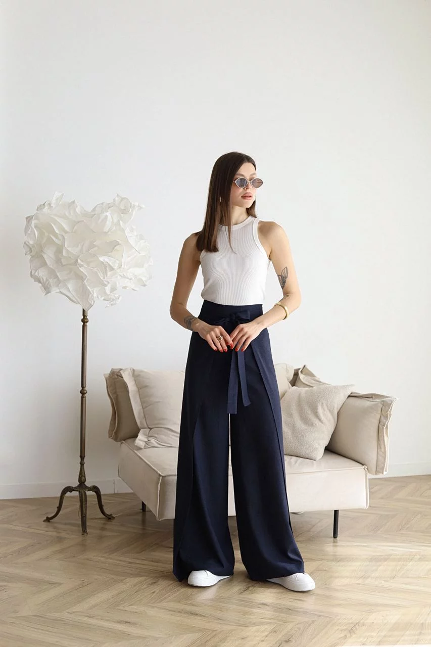 Isolde | Wide-Crop Linen Trousers