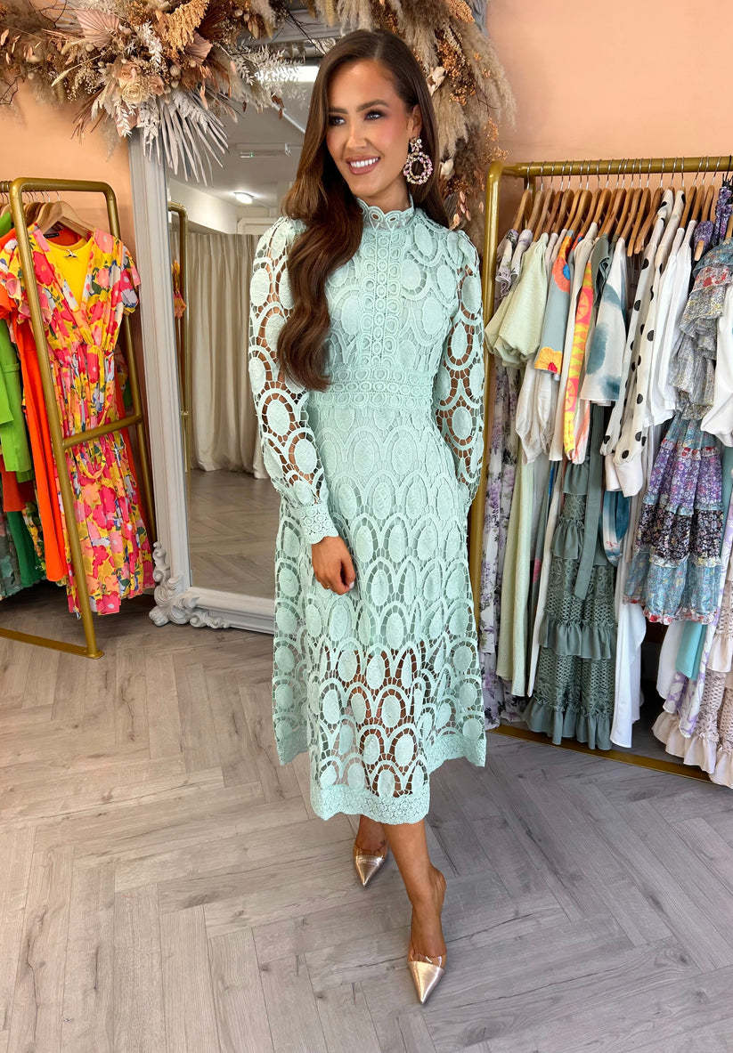 Cathy | Chic Lace Dress
