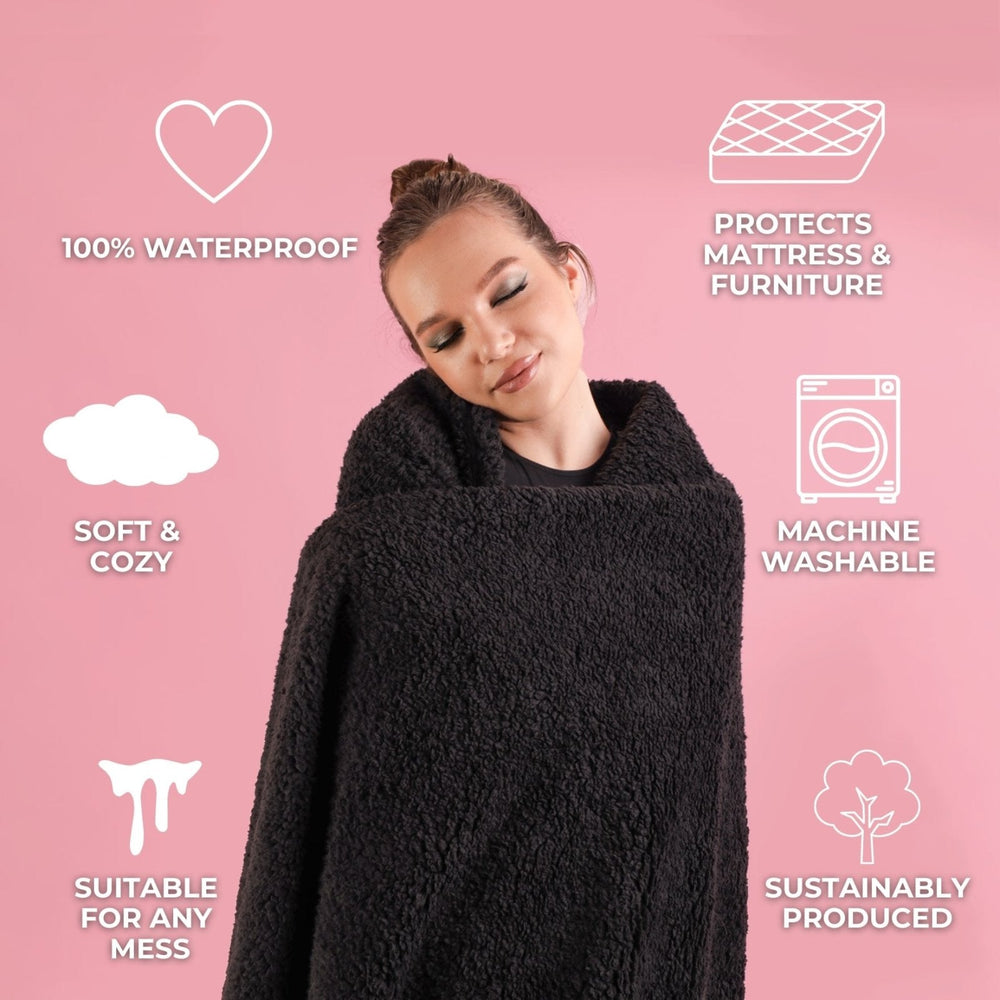 Loveblanket| The Waterproof Cuddle Blanket