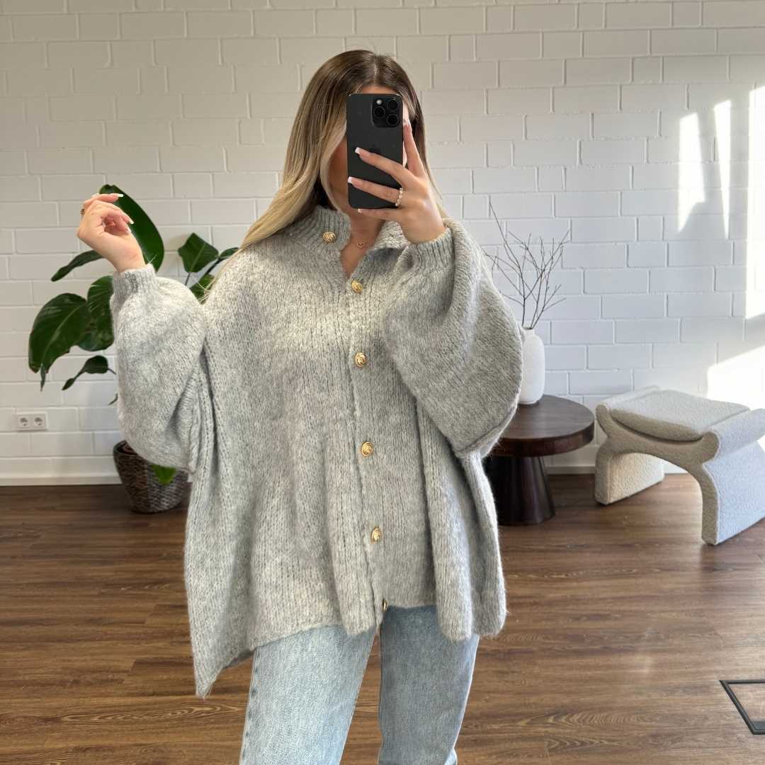 CozyGlam - Oversized Cardigan